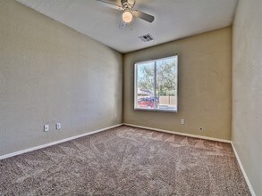 161 N 151st Ave in Goodyear, AZ - Foto de edificio - Building Photo