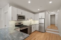 12 N Bennet St, Unit 1 in Boston, MA - Building Photo - Building Photo