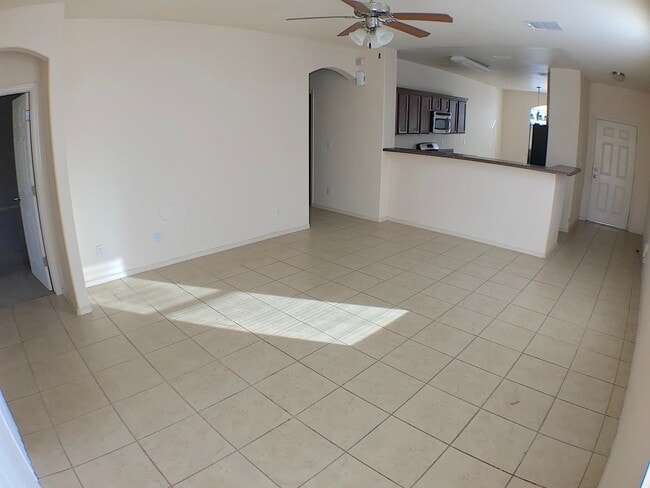 14465 Jacinto Ramos Ave in El Paso, TX - Building Photo - Building Photo