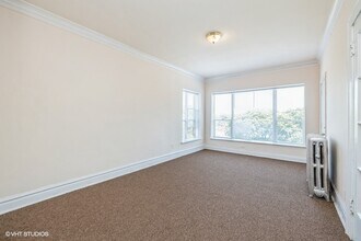 5176 S King Dr in Chicago, IL - Building Photo - Building Photo