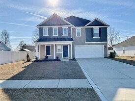 306 Melbourne Dr in Raeford, NC - Building Photo