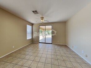 10146 W Cordes Rd in Tolleson, AZ - Building Photo - Building Photo