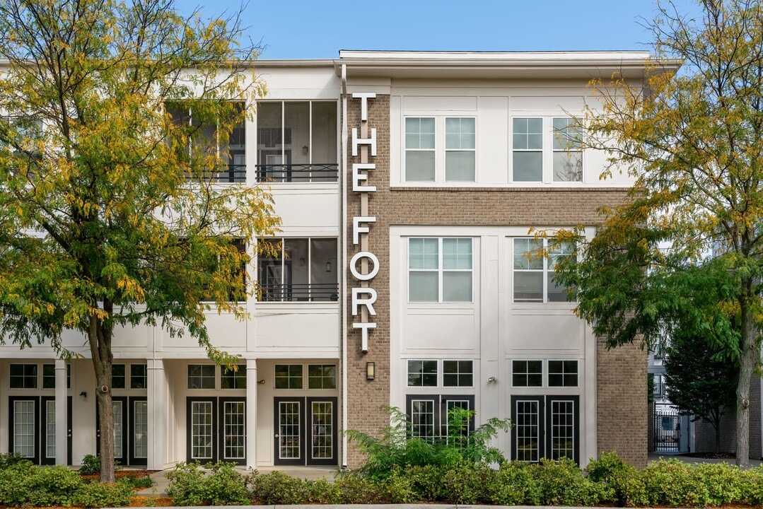 The Fort Apartments in Indianapolis, IN - Building Photo