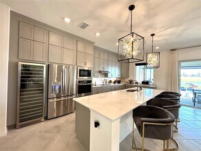 17510 Jadestone Ct in Venice, FL - Building Photo - Building Photo