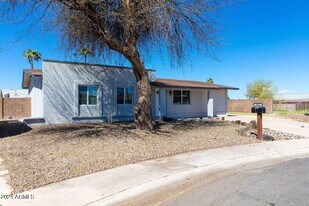 1025 N Menze St in Casa Grande, AZ - Building Photo