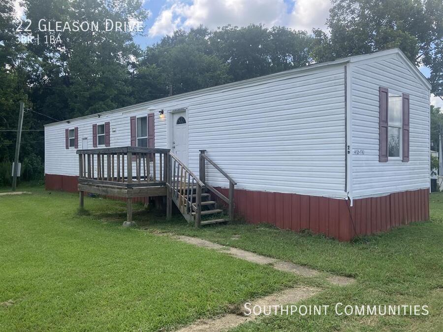 22 Gleason Dr in Starkville, MS - Building Photo