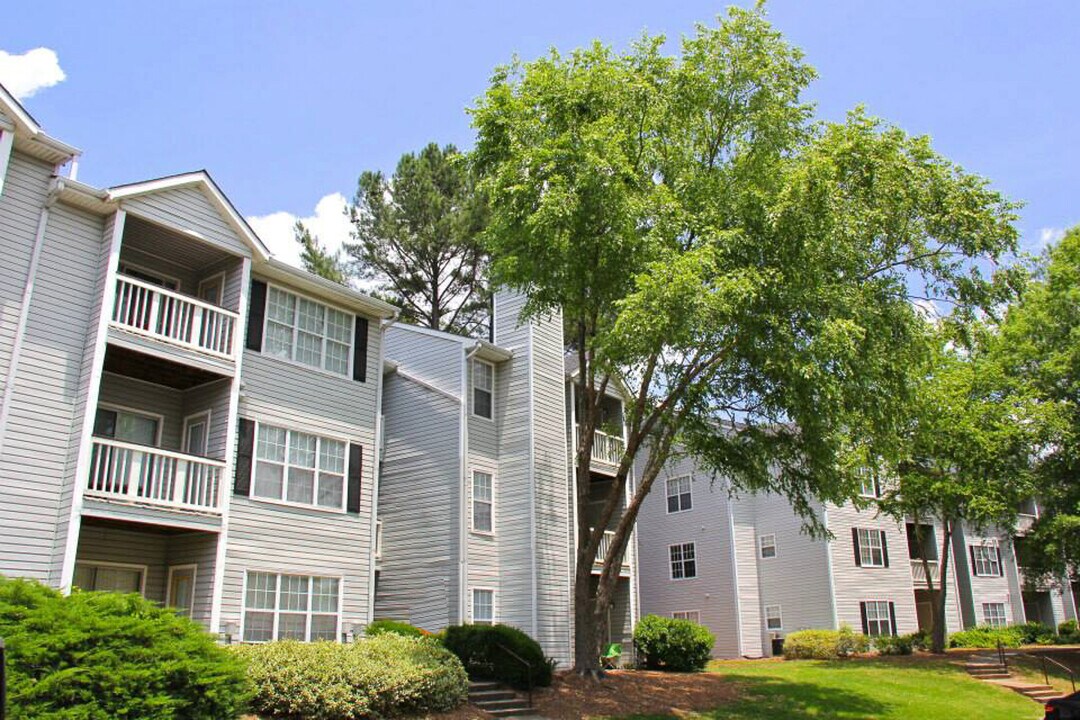 Wood Gardens in Hoover, AL - Foto de edificio