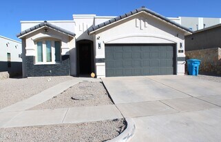 163 Via Rojas Dr in Horizon City, TX - Building Photo