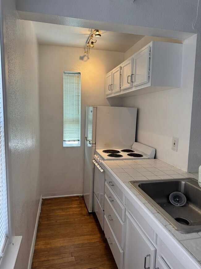 property at 324 Harvard Dr SE
