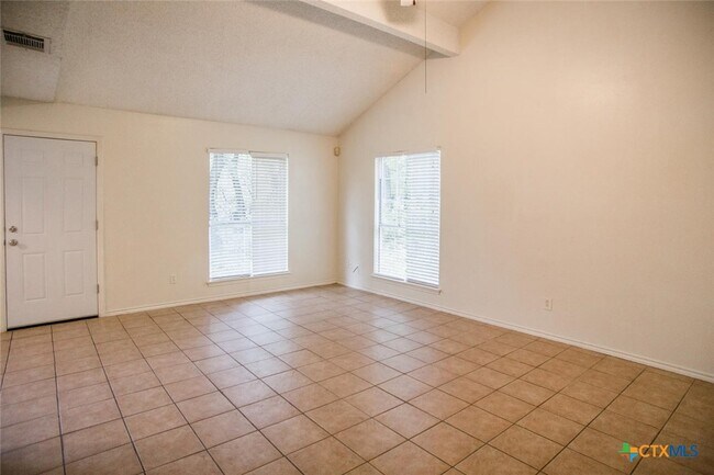 115 Crest Dr in San Marcos, TX - Building Photo - Building Photo