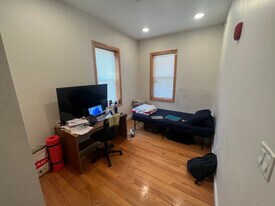 20 Winthrop St, Unit 2 in Boston, MA - Building Photo