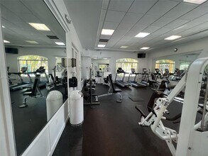 7340 NW 114th Ave in Doral, FL - Building Photo - Building Photo