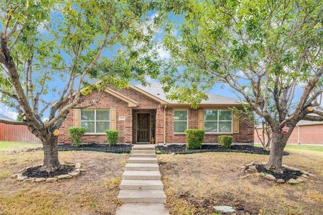 property at 3690 Chestnut Trail