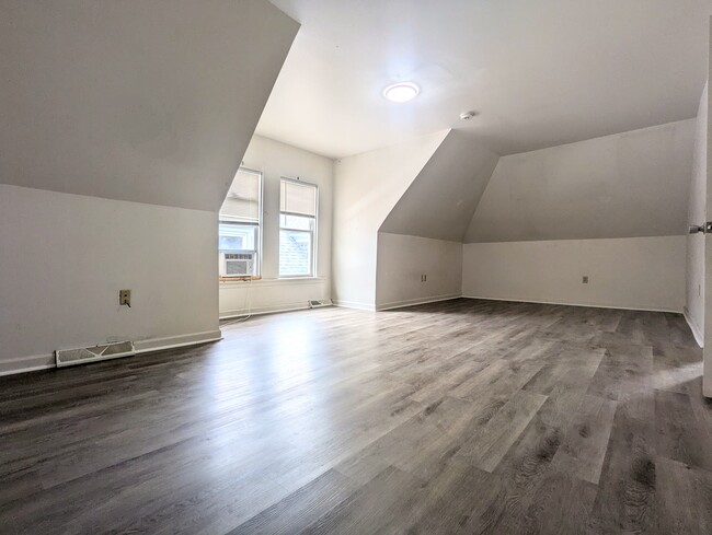 5552 Black St in Pittsburgh, PA - Building Photo - Building Photo