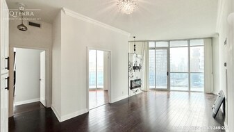 80 Absolute Av in Mississauga, ON - Building Photo