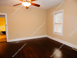 1776 Lyle Ave in College Park, GA - Building Photo - Building Photo