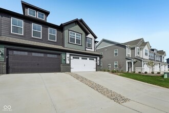 15246 Swallow Fls Wy in Fishers, IN - Building Photo - Building Photo