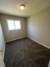 1216 9th St in Rock Island, IL - Building Photo - Building Photo