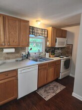 137 Brookdale Rd in Salem, NH - Building Photo - Building Photo