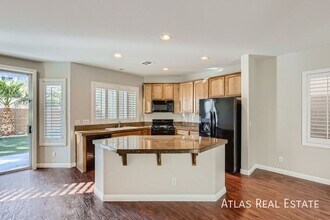 9021 Little Horse Ave in Las Vegas, NV - Building Photo - Building Photo