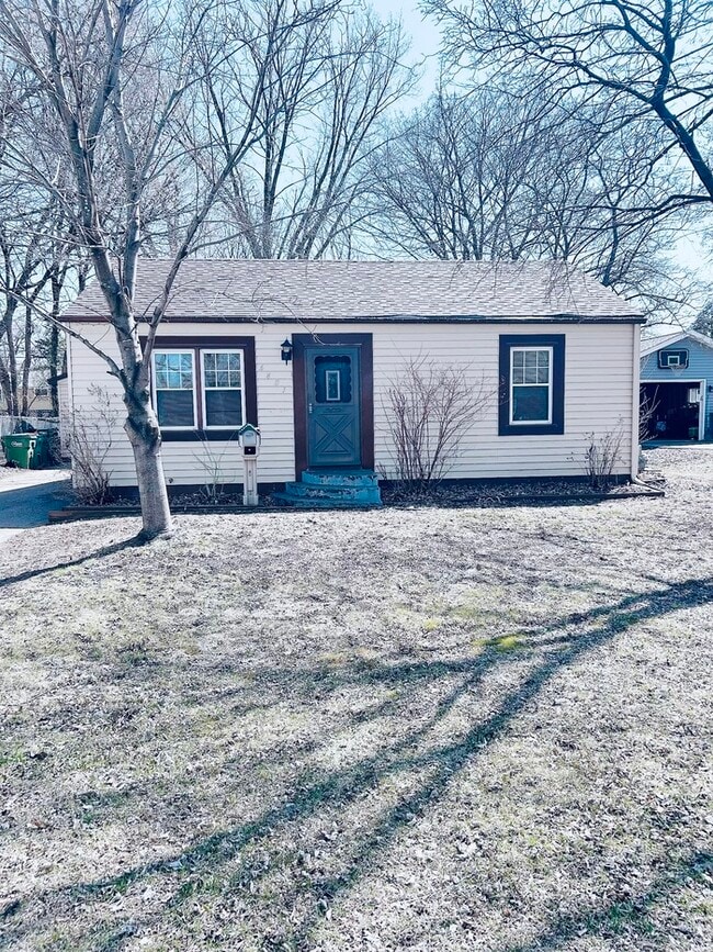 property at 6401 47th Ave N