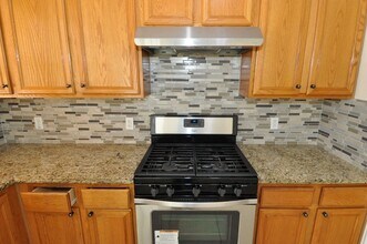 12427 Zeller Ln in Austin, TX - Building Photo - Building Photo