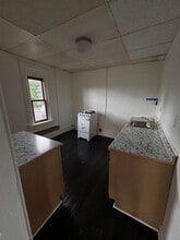 17 Bessemer Ave in Lyndora, PA - Building Photo - Building Photo