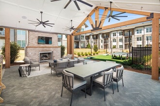 RENDER Stockbridge by Crescent Communities in Stockbridge, GA - Foto de edificio - Building Photo