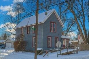 116 Allen St in La Porte, IN - Building Photo