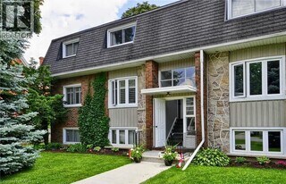 233 Westminster Dr S in Cambridge, ON - Building Photo