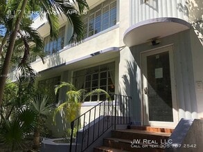 817 Lenox Ave. in Miami Beach, FL - Building Photo - Building Photo