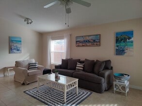 5795 SE Mitzi Ln in Stuart, FL - Building Photo - Building Photo