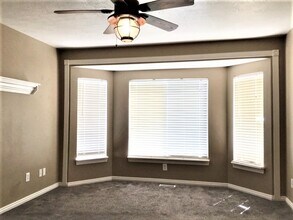 8553 6430 W in West Jordan, UT - Foto de edificio - Building Photo