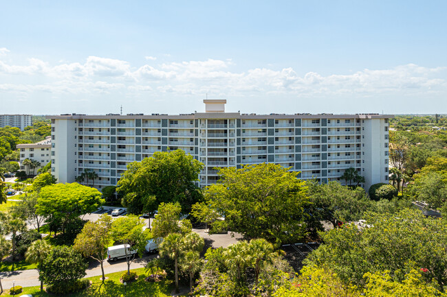 Palm Aire Building 117 in Pompano Beach, FL - Building Photo - Building Photo