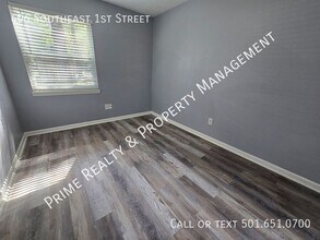 406 SE 1st St in Bryant, AR - Foto de edificio - Building Photo