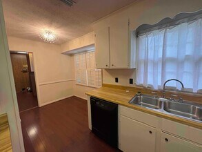 712 Habersham Rd in Valdosta, GA - Building Photo - Building Photo