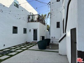 6367 W 6th St in Los Angeles, CA - Building Photo