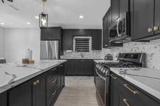 1613 Coba Dr in Laredo, TX - Building Photo - Building Photo