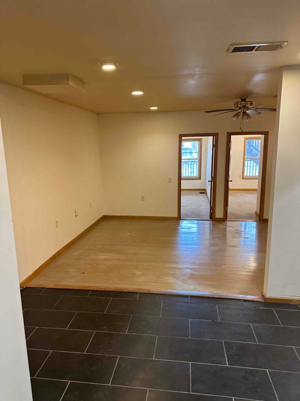 127 Washington Ave-Unit -2 in Endicott, NY - Building Photo - Building Photo