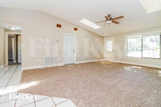 7436 Goldeneye Dr in New Port Richey, FL - Building Photo - Building Photo