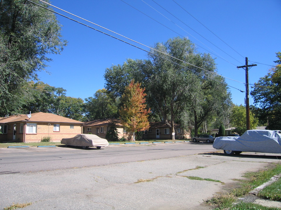 Flats @ 16th in Lakewood, CO - Building Photo