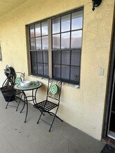 917 NE 16th Ave in Fort Lauderdale, FL - Building Photo - Building Photo