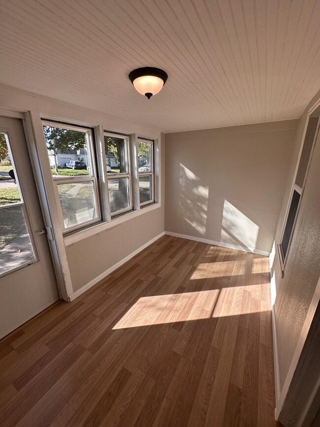 property at 1521 7th St