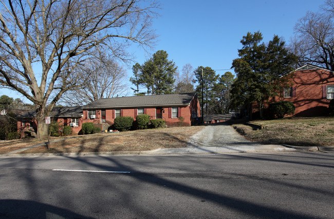 Deblyn Park Apartments in Raleigh, NC - Building Photo - Building Photo