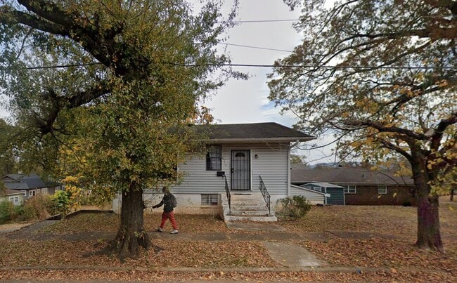 property at 4513 Avenue O