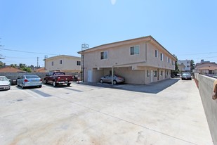 6842 Agnes Ave in North Hollywood, CA - Building Photo - Building Photo