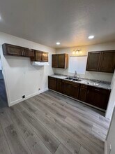 127 Lincoln Ave in Bakersfield, CA - Building Photo - Building Photo