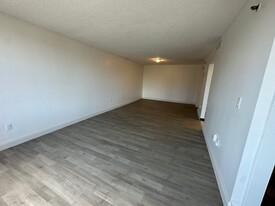 17890 W Dixie Hwy, Unit 204 Apartments