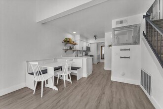 2819 Briar Knoll Dr in Henderson, NV - Building Photo - Building Photo