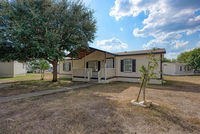 187 Horseshoe Bend Rd in San Marcos, TX - Building Photo - Building Photo